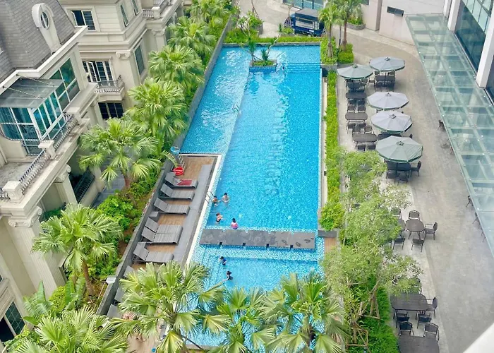 The Pearl * Ha Long