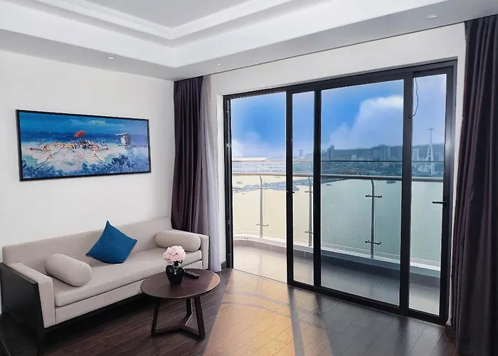 The Pearl * Ha Long